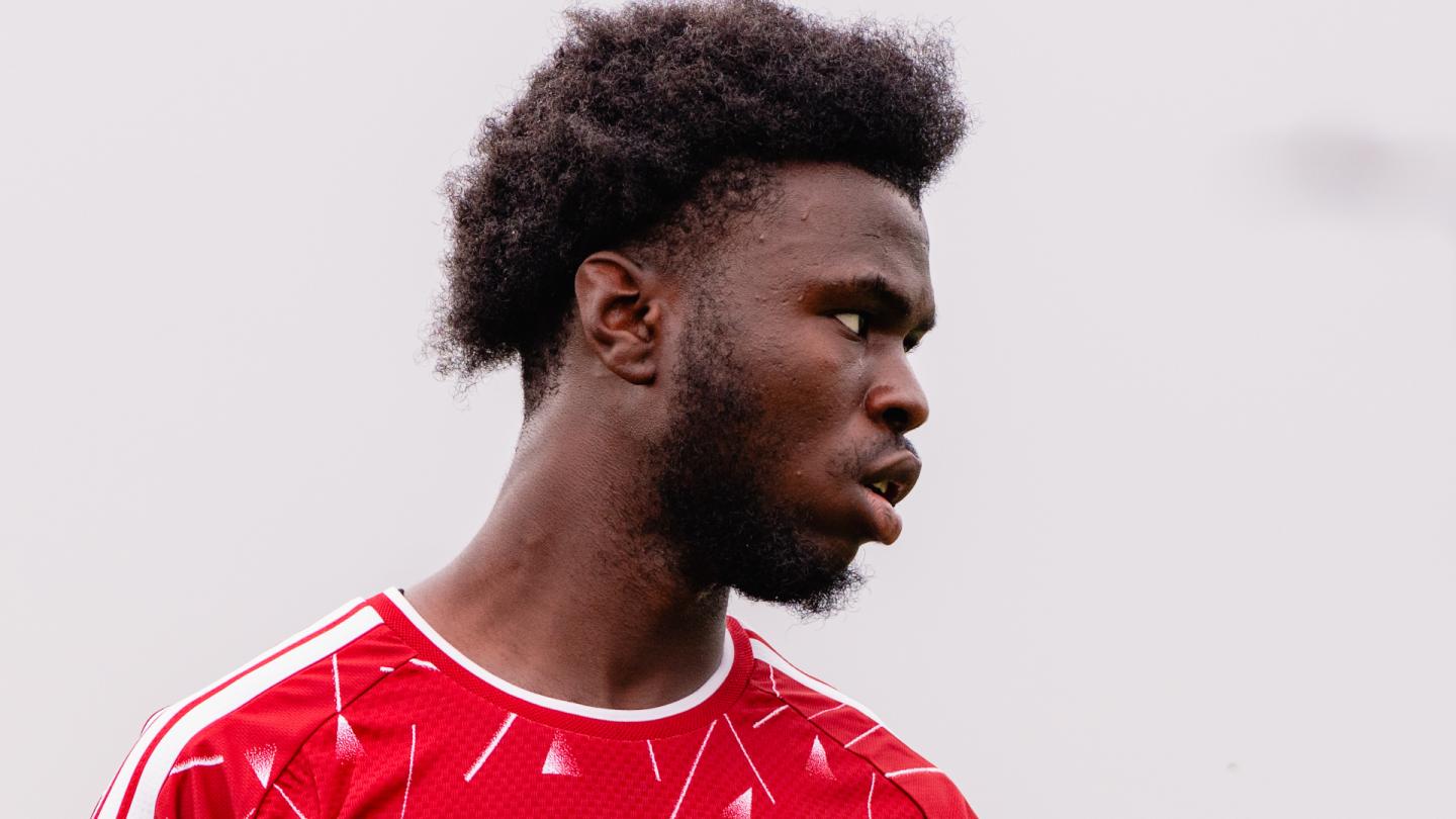 Ufficiale: Il diciannovenne difensore Amara Nallo torna al Liverpool per fine prestito anticipato a causa dell'infortunio