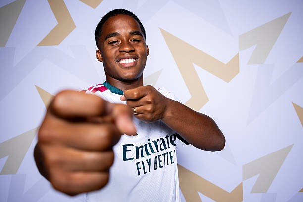 Corriere dello Sport: Roma hat neben Endrick auch Jamie Gittens und Kvirkvelia als Transferziele im Visier
