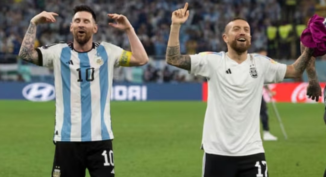 Des médias argentins: Vingt coéquipiers champions du monde assisteront au match d'adieu de Messi, Papu Gómez non invité
