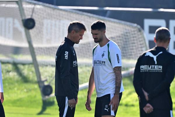 德媒：Kleindienst del Borussia Mönchengladbach interrompe l'allenamento per un problema muscolare, in dubbio per la sfida contro il Colonia