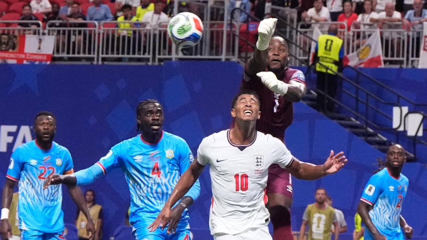Medien: FIFA wusste von Sperrung des Kongo-Torwarts, ließ ihn aber trotzdem bei der WM spielen