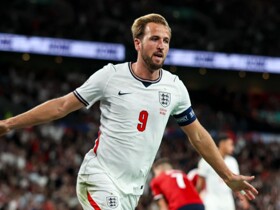 England 3-0 Czechia: Kane doubles up on record-equalling appearance