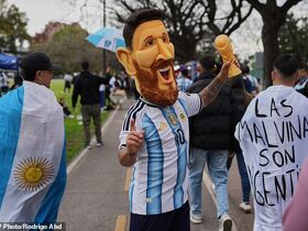 Argentina fans descend on Buenos Aires for glimpse of Lionel Messi