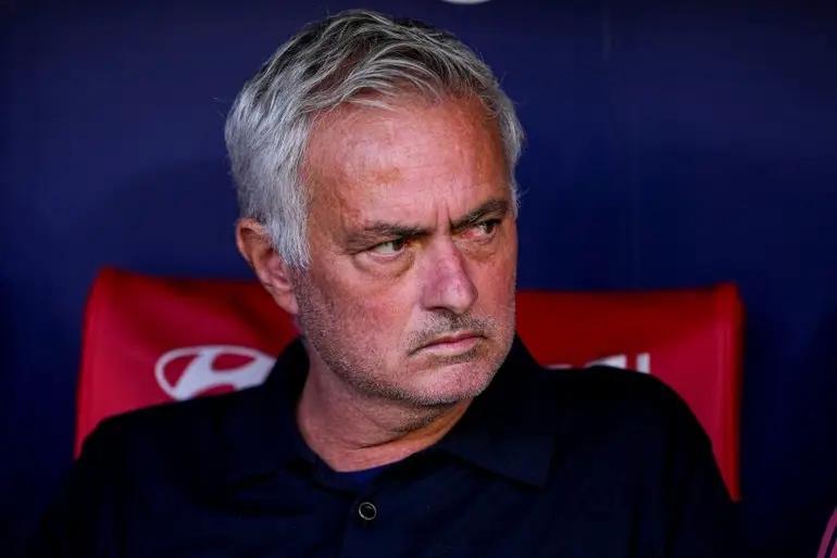 TA: Mourinho puede sentar a Vinicius en el banquillo, pero el jugador podría no aceptarlo