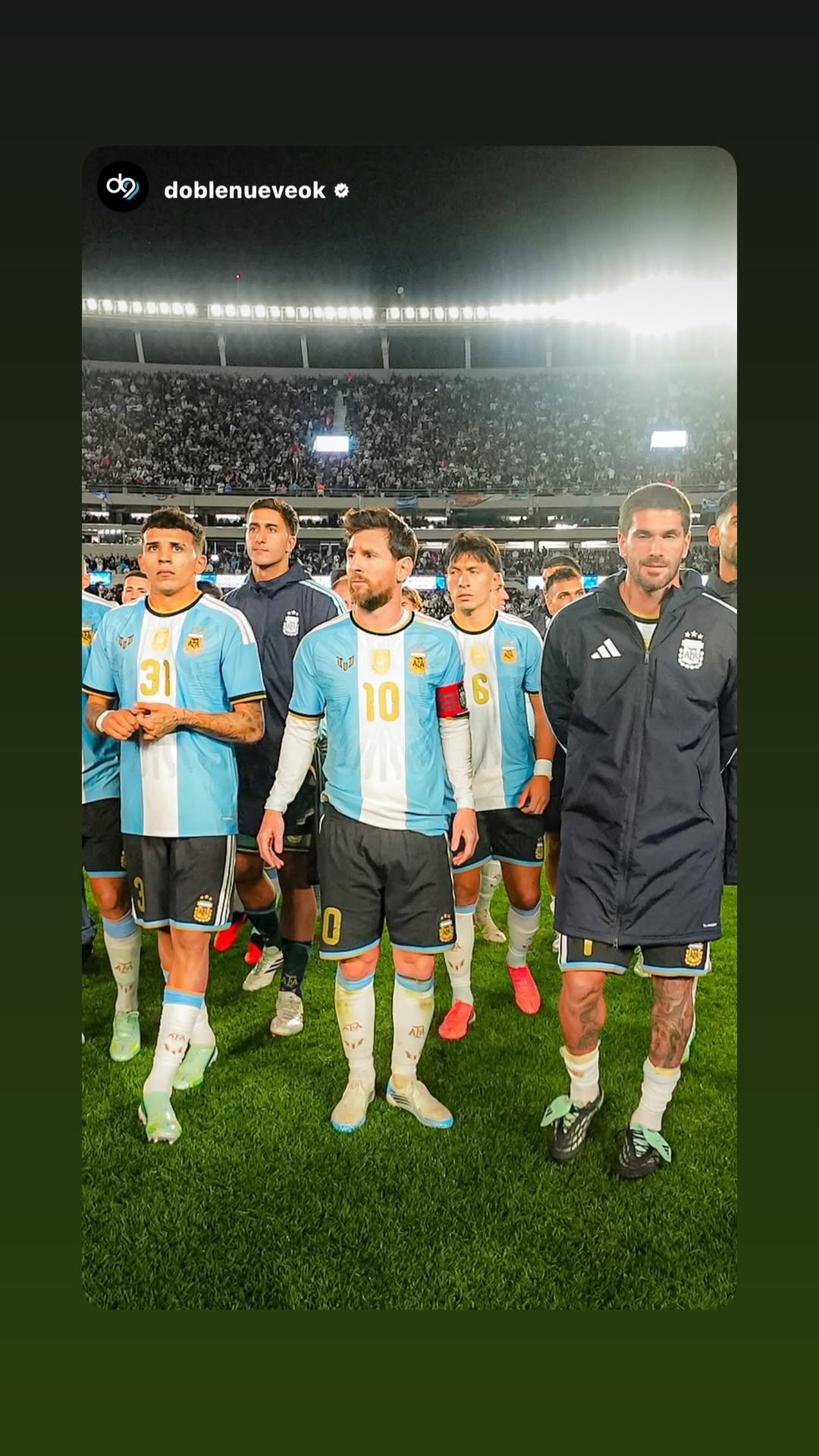 Flores partage une photo de son étreinte avec Messi : merci pour tout ce que tu as fait pour le football et l'Argentine