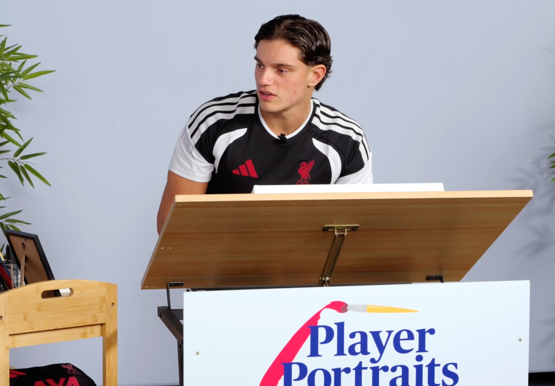 Giovanni Leoni: Federico Chiesa was a huge help when I first arrived at Liverpool, and I was delighted to get to know him