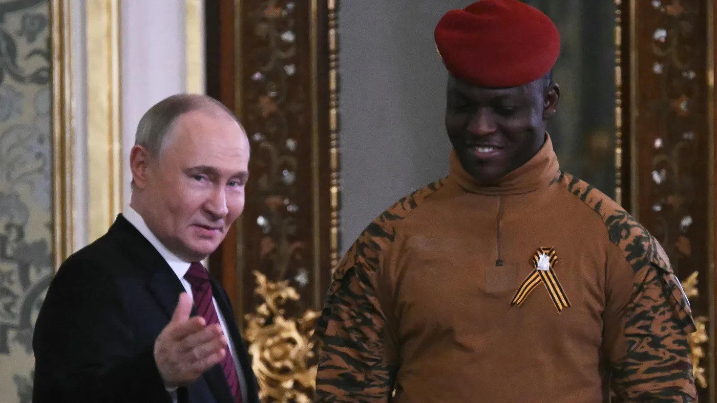 Präsident von Burkina Faso will sich normalerweise nicht in Verbandsangelegenheiten einmischen, aber diesmal bleibt ihm keine andere Wahl