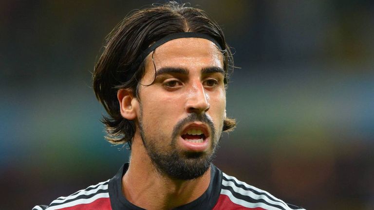 Sky Alemanha: Pergunta sobre os irmãos Khedira deixa candidato perplexo, que sai com 32.000 euros