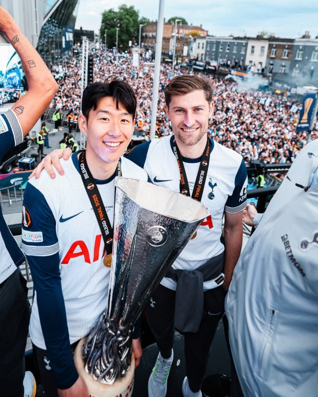 Ben Davies: Son Heung-min es mi mejor amigo en Tottenham, es una persona con los pies en la tierra