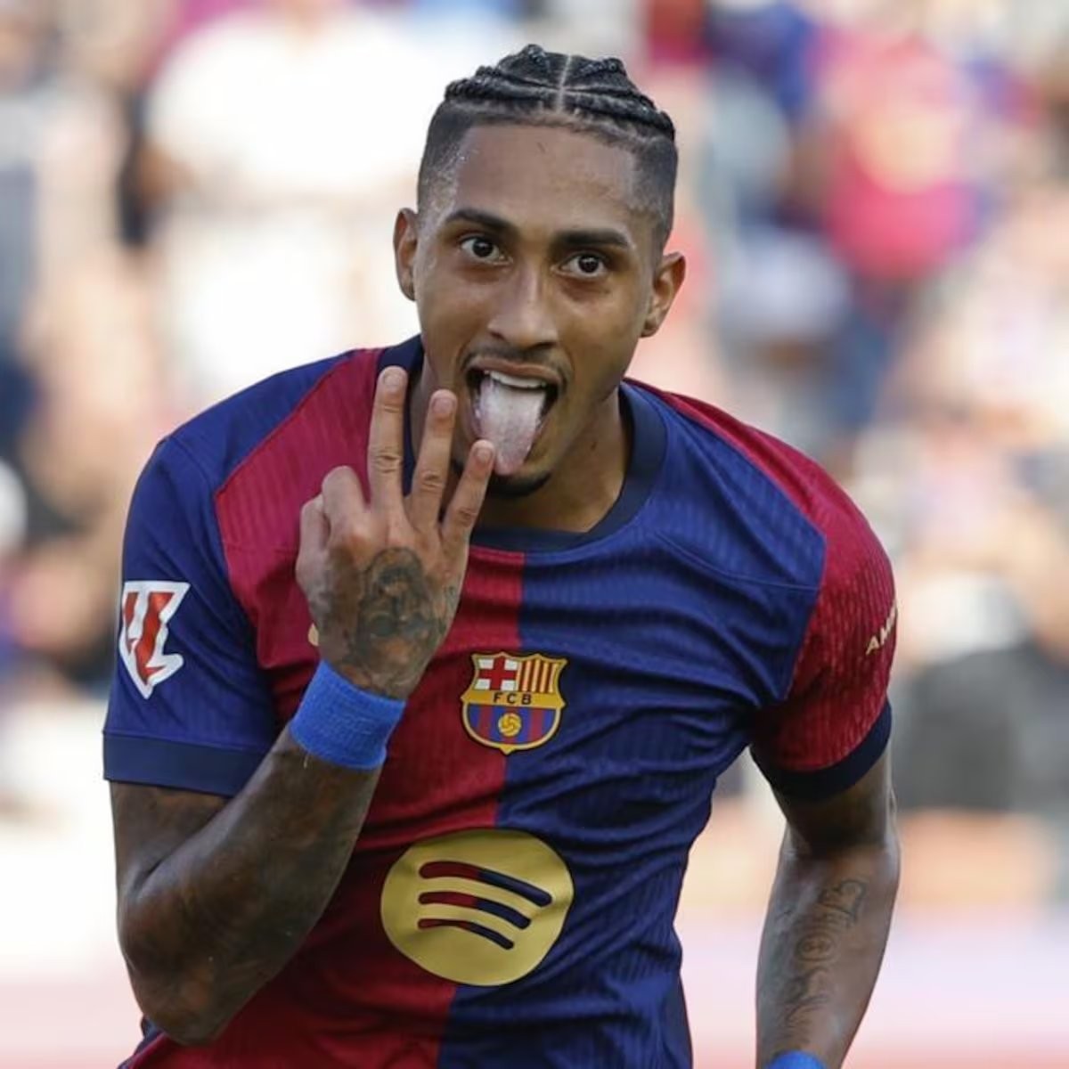 Raphinha sigue al margen del equipo y apunta al banquillo