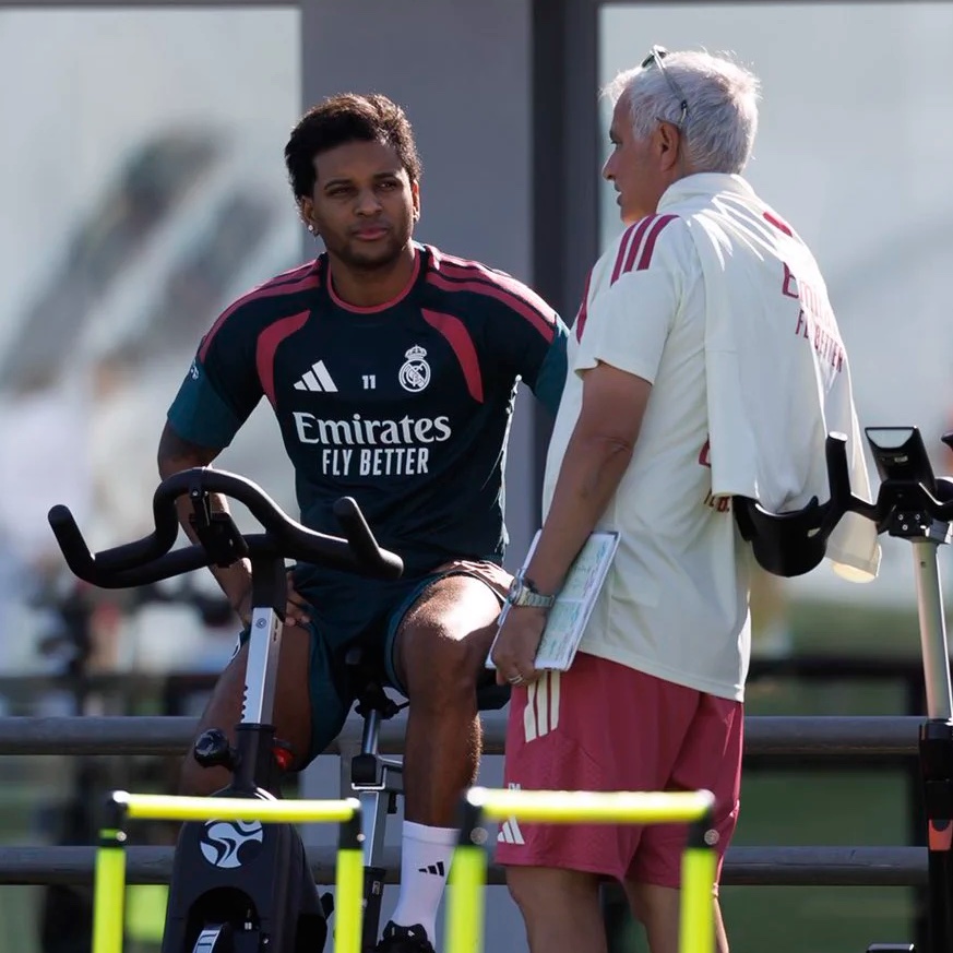 Romano : Le Real Madrid ne vendra pas Rodrygo, Mourinho compte toujours sur lui pour la seconde moitié de la saison