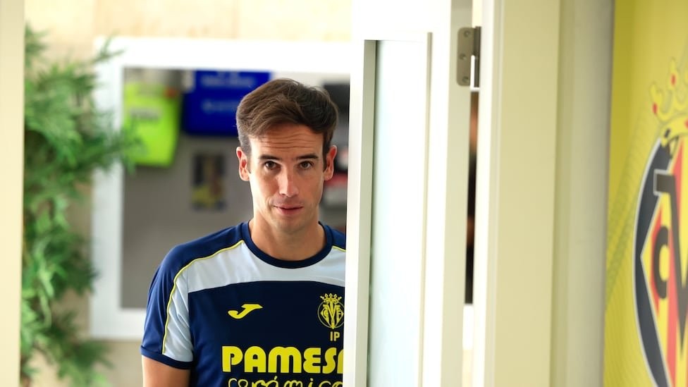 L'entraîneur de Villarreal, Iñigo Pérez, annonce que Buchanan est forfait face au Real Madrid et appelle à surmonter la crainte