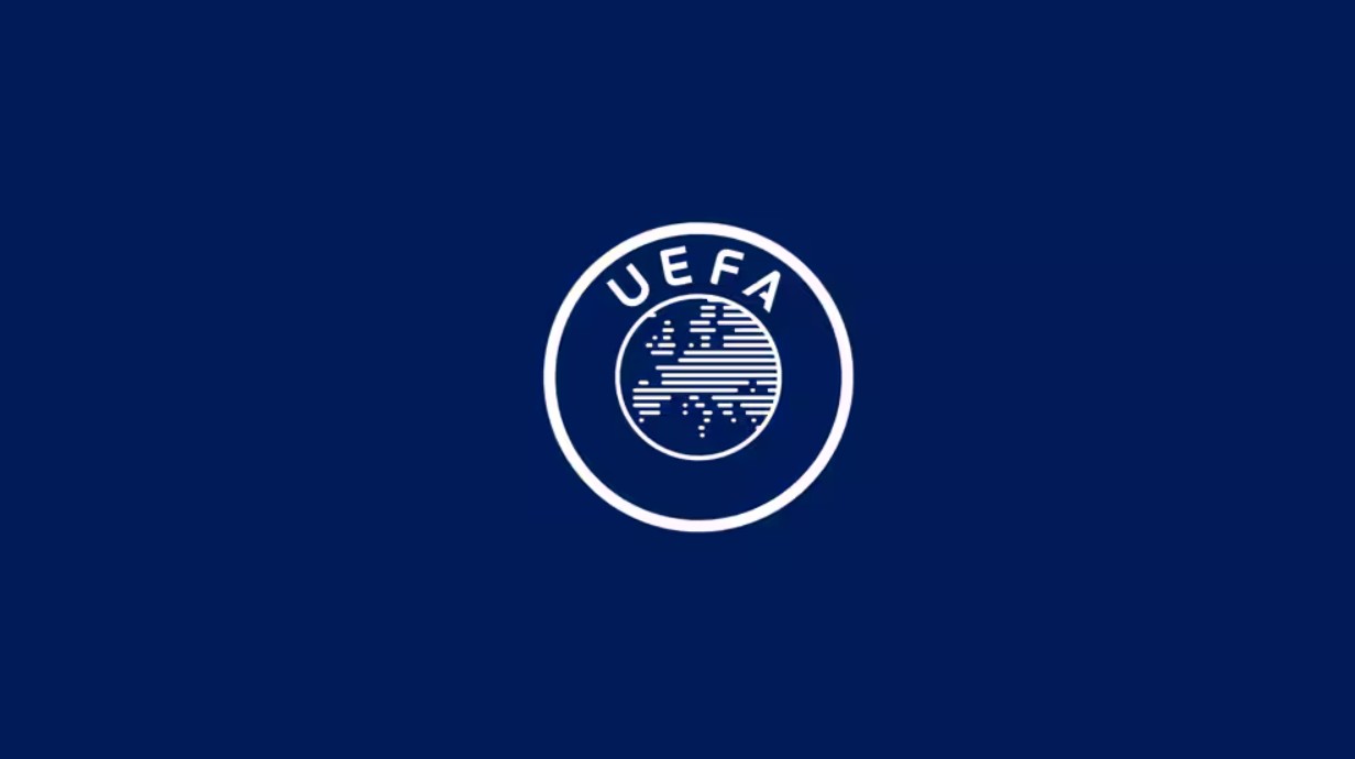 공식 발표: 체페린, 55개 협회 만장일치 요청 수락해 UEFA 회장 연임 도전
