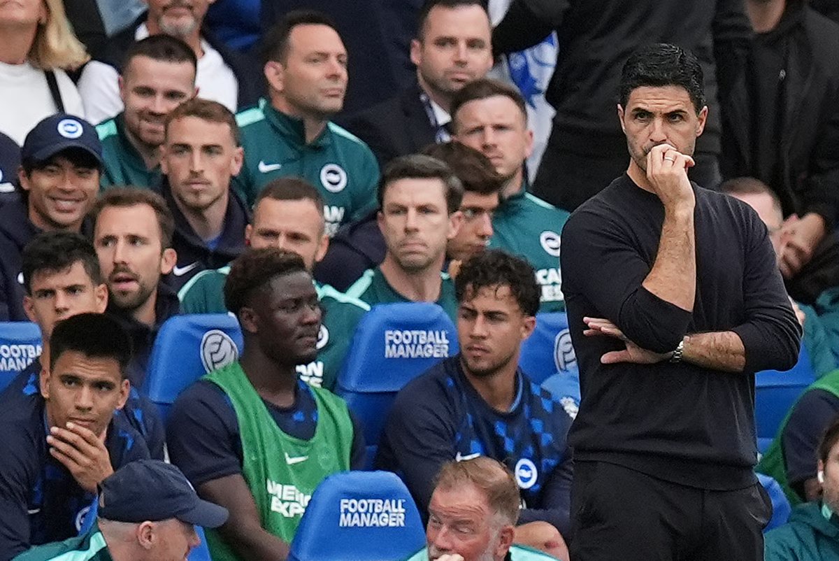 Merson: Arsenal ở thế bất lợi vì 15 cầu thủ vừa hoàn thành nhiệm vụ ĐTQG, Leeds sẽ có lợi thế
