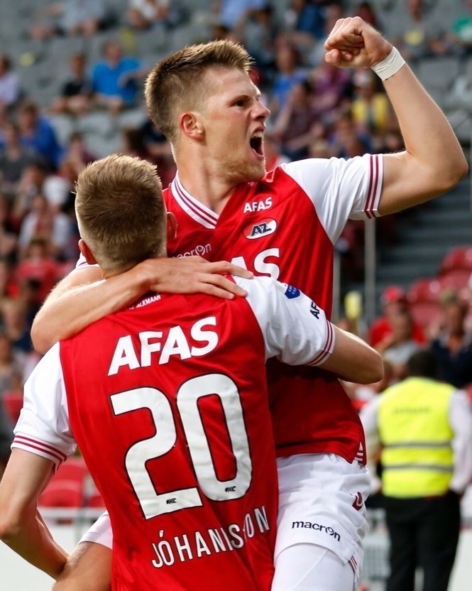 El exfutbolista internacional islandés Jóhann Berg Gudmundsson anuncia su retirada: "Gracias fútbol, ha sido un honor vivir esta experiencia"
