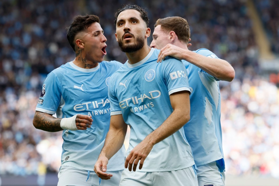 Reporter: Liverpool fans can disrupt Manchester City players with applause instead of boos