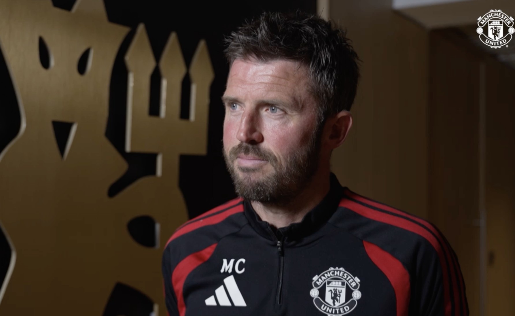 Carrick: Leny Yoro ha avuto un debutto perfetto in nazionale; Amad può dare un grande contributo