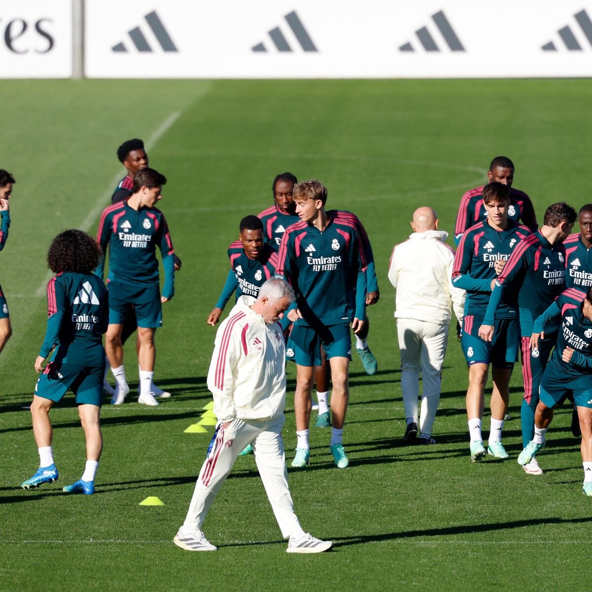 Real Madrid - Villarreal hoy, en directo: última hora de la LaLiga EA Sports en el Santiago Bernabéu, en vivo