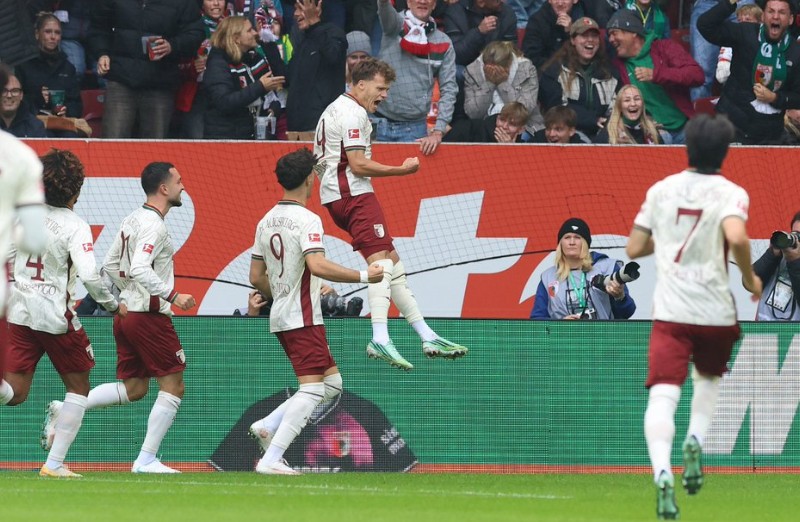 Solo due gol in Bundesliga in meno di 10 secondi dal 2015, entrambi subiti da Neuer
