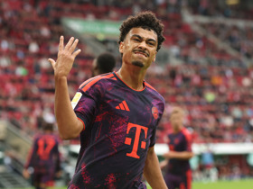 Augsburg 2-2 Bayern Munich: Neuer's blushes spared by late Brown equaliser