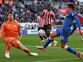 Sunderland 0-2 Brighton: 10-men Seagulls claim Max-imum points once again
