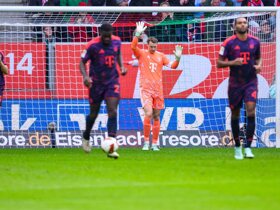 Neuer responsible for breaking crazy Bundesliga record with absolute clanger