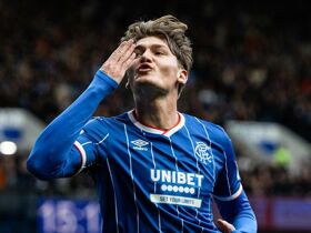 Rangers 3-1 Kilmarnock: Naderi and Kelsy score as Rangers go top above Celtic