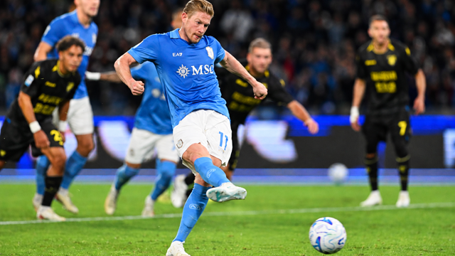 Napoli 2-0 Frosinone: KDB converts the retaking penalty, Lang strikes in the scramble