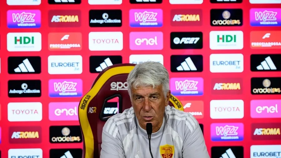 Gasperini: Svilar dính chấn thương ngón chân trong buổi tập với một pha bóng không mấy dữ dội