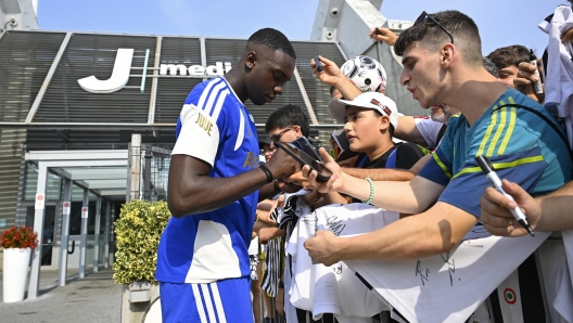 GdS: Juventus akan pantau performa Vlahović, tentukan status peminjamannya di bursa transfer Januari