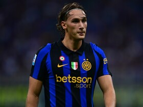 'Selfishness isn’t part of his vocabulary' – Chivu lauds in-form Esposito