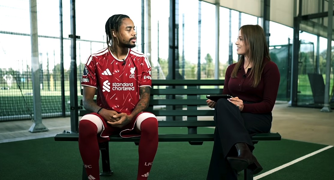 Barcola: Premier League exige mais corrida do que a Ligue 1; conversou com Cherki sobre o jogo