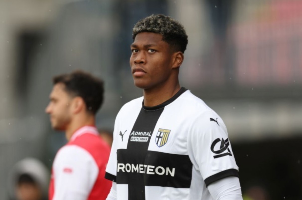 Ballotta, exjugador del Parma: Z. Suzuki es realmente excelente, es un portero de alto nivel
