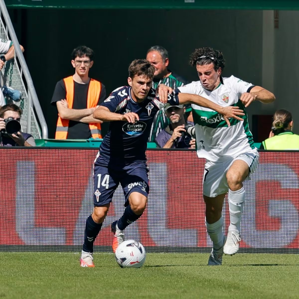 Acelerón insuficiente para Elche y Celta