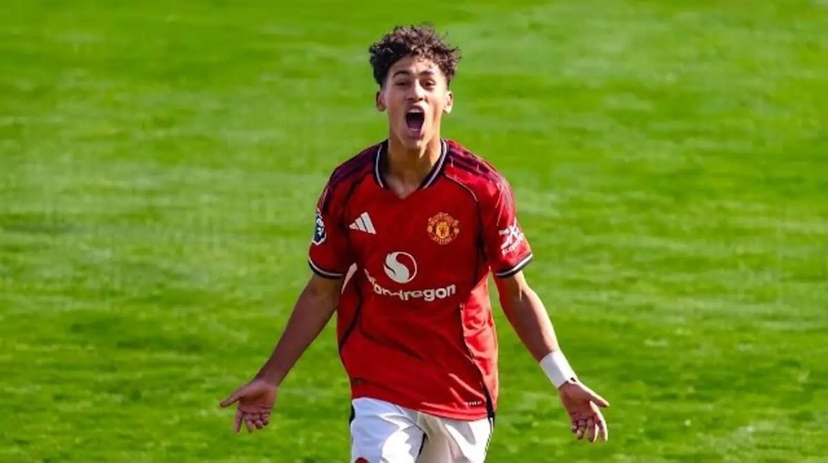 AS: Real Madrid đã gửi đề nghị tới Man Utd về Gabriel, 16 tuổi