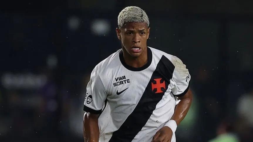 Vasco-da-Gama-Spieler Kaio Barros nach Autounfall mit schwerer Fußverletzung ins Krankenhaus eingeliefert