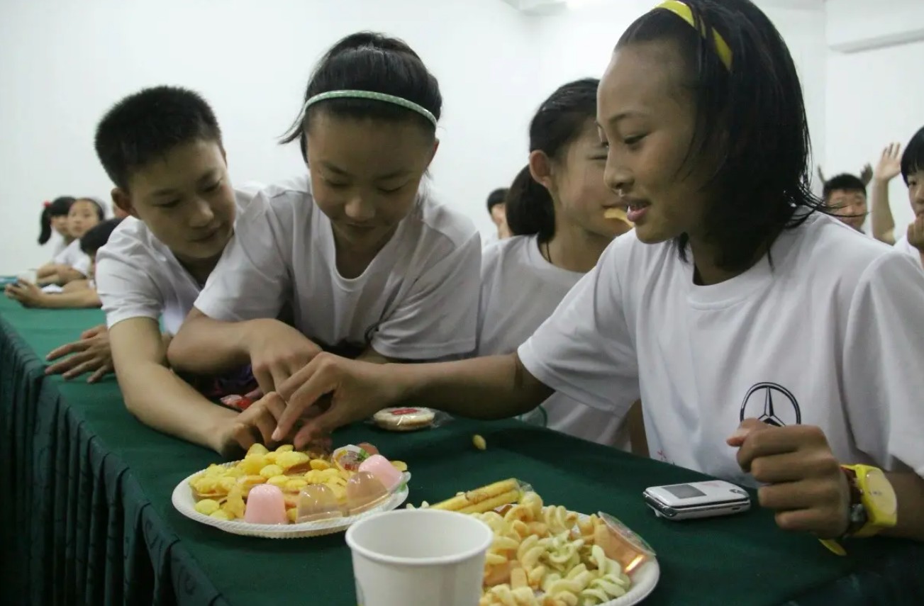 Gibt es da etwa noch eine Verbindung? Xu Bins Freundin postet Kinderfoto mit Zheng Qinwen