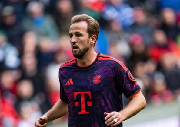 Trifft Kane gegen Kopenhagen, erreicht er die Marke von 80 Europapokal-Toren?BODY: <p>Am 14. Oktober um 3:00 Uhr Beijing Time (21:00 Uhr MESZ) tritt Bayern München in der zweiten Runde der Champions-League-Gruppenphase auswärts gegen FK Kopenhagen an. Bayern-Stürmer Harry Kane hat die Chance, einen neuen Meilenstein zu erreichen. </p><p><img src="https://img.allfootballapp.com/www1/M00/16/AB/rBARMGrNCxGAbKxfAADIBVMHo-M055.jpg" data-width="594" data-height="421" /></p><p>Nach Statistiken hat Harry Kane in seinen letzten 8 Champions-League-Spielen getroffen und ist damit nach Van Nistelrooy, Ronaldo und Lewandowski der vierte Spieler, dem dieses Kunststück gelang. </p><p>Wenn er gegen FK Kopenhagen trifft, wird Harry Kane die Marke von 80 Toren in europäischen Wettbewerben (einschließlich Qualifikationsspielen) erreichen. </p><h2 class="dqd-Title-t2-s1">Harry Kanes Torstatistik in europäischen Wettbewerben</h2><p>Champions League: 55 Tore in 71 Einsätzen</p><p>Europa League: 11 Tore in 31 Einsätzen</p><p>Europa