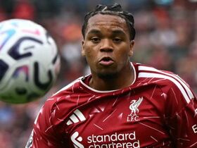 Liverpool news: Rio Ngumoha contract update as 'stupid' star called out by Wayne Rooney
