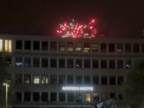 图片报：拜仁出征前遭烟花骚扰，球员睡眠被打扰