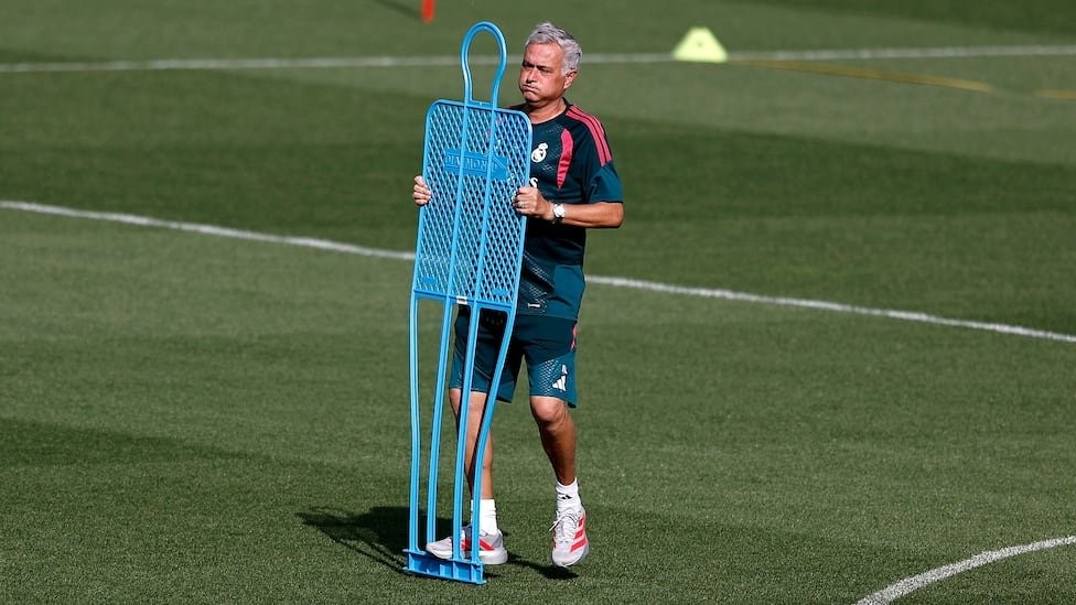 AS: Mourinho melanjutkan tradisi, Real Madrid tetap berlatih di markas sebelum laga tandang Liga Champions