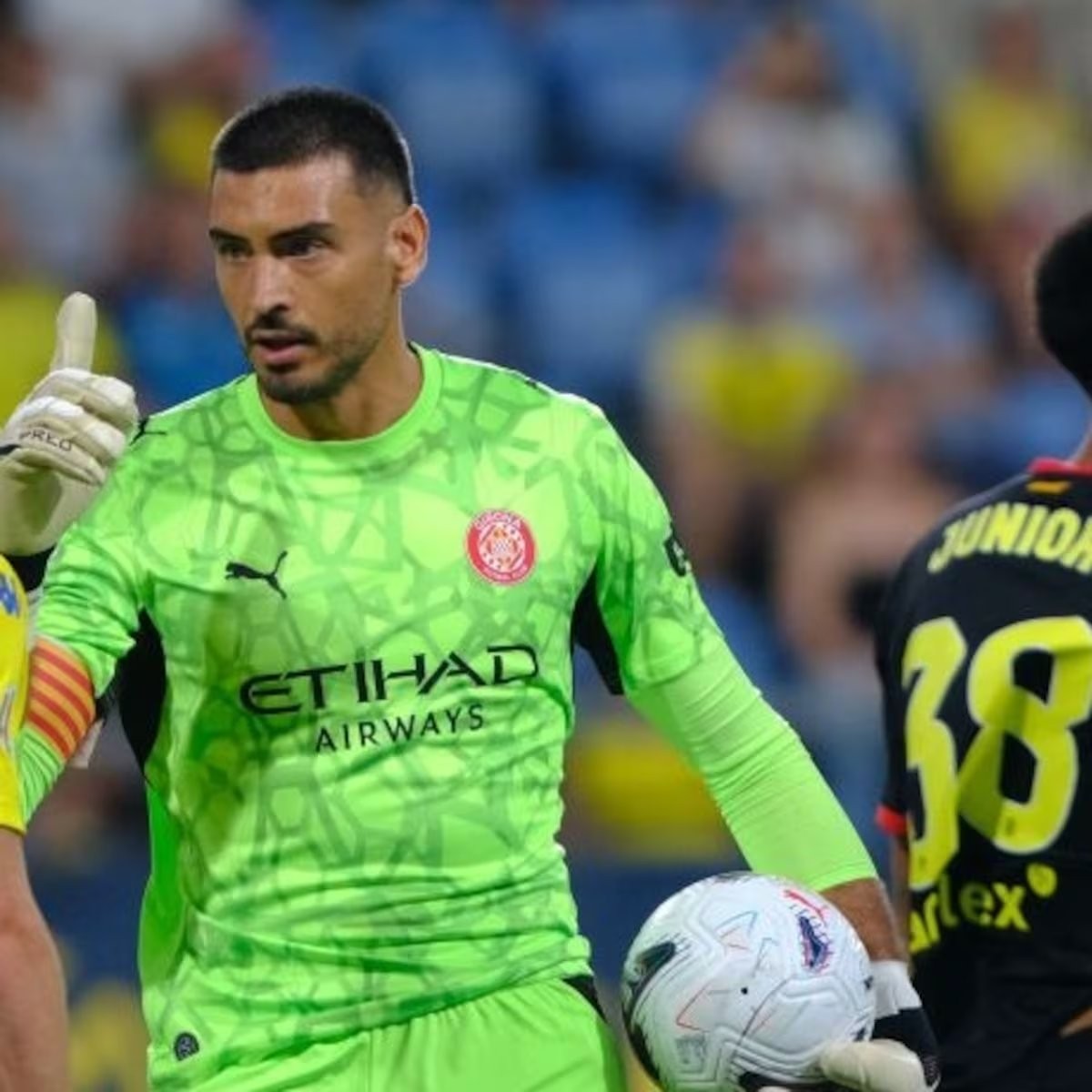 El Girona, en vilo por Gazzaniga