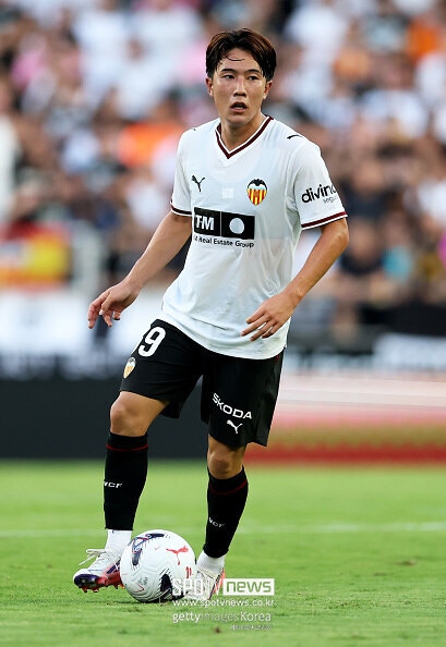 Japanische Medien: Ryunosuke Sato verlässt Nationalmannschaft früher, bleibt bei Valencia-Debüt aber aus