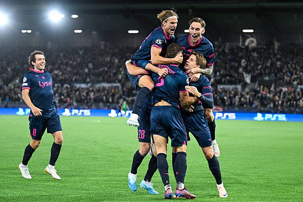 Il Viking segna due gol al Bayern nel primo tempo: solo quattro squadre ci sono riuscite in Champions League nell'ultimo decennio