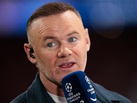 Wayne Rooney slams 'disrespectful' Lisandro Martinez and accuses Man Utd star of 'agenda'