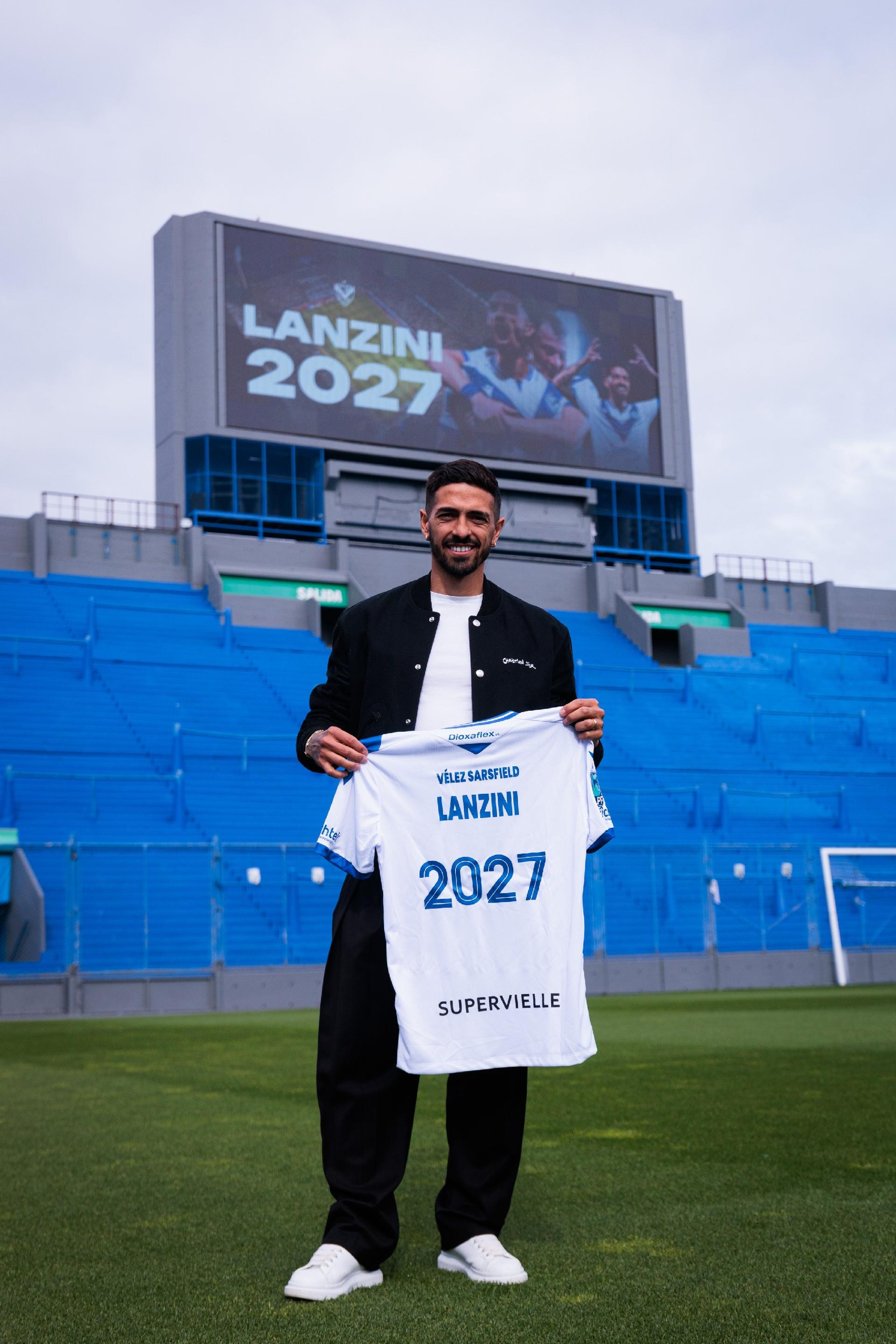 Oficial: Vélez Sarsfield renova contrato com Lanzini, meia argentino de 33 anos, até 2027