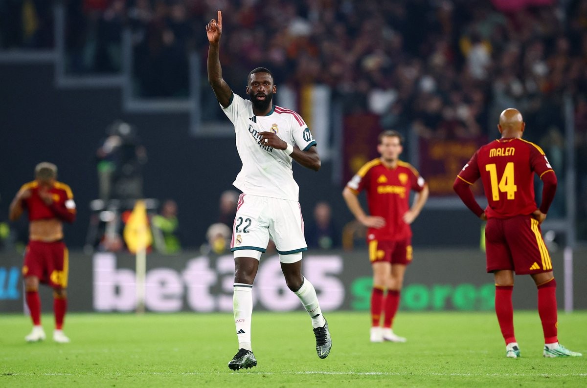 All Serie A teams lose in the Champions League round, earning zero points