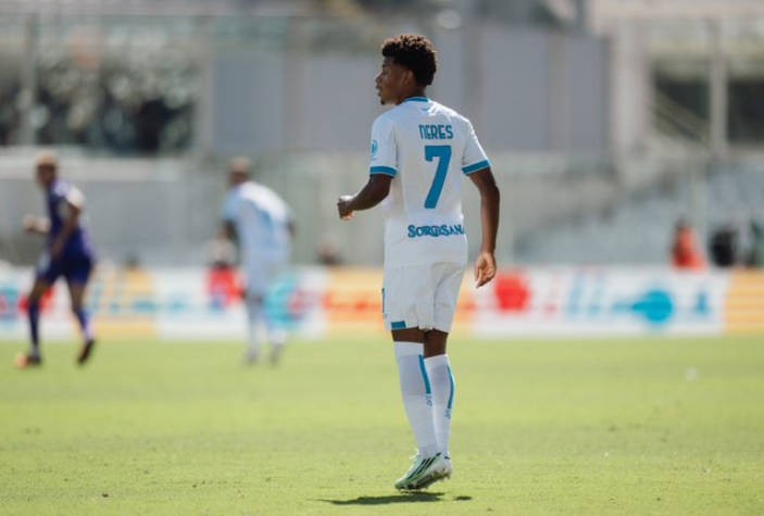 OFFICIAL: Neres suffers mild right hamstring injury against Villarreal, begins recovery