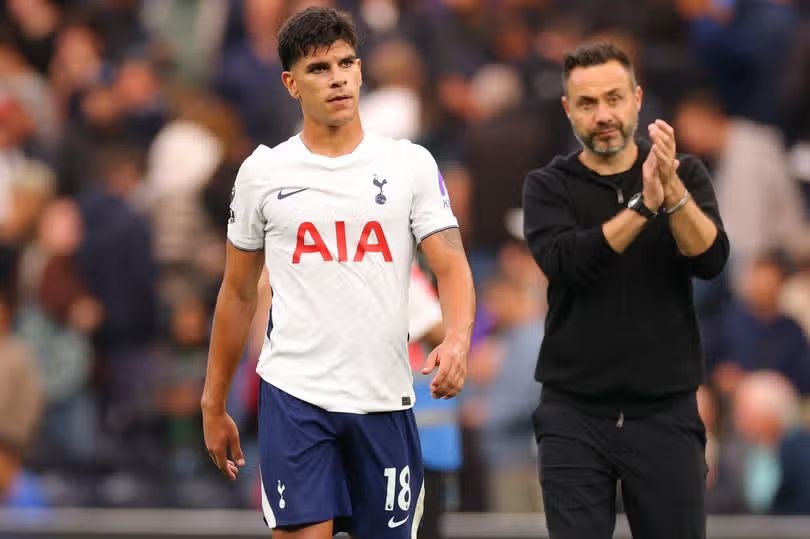 Medios ingleses: Matheus Fernandes es padre, el Tottenham le concede permiso de paternidad